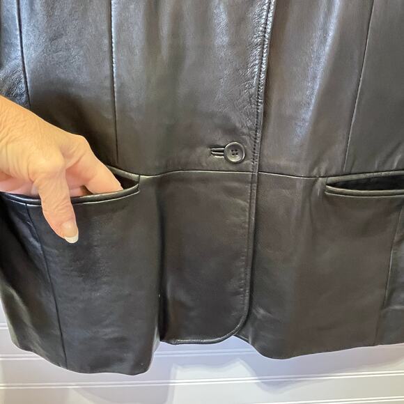 Old Navy Black Genuine Leather Blazer - Picture 4 of 12